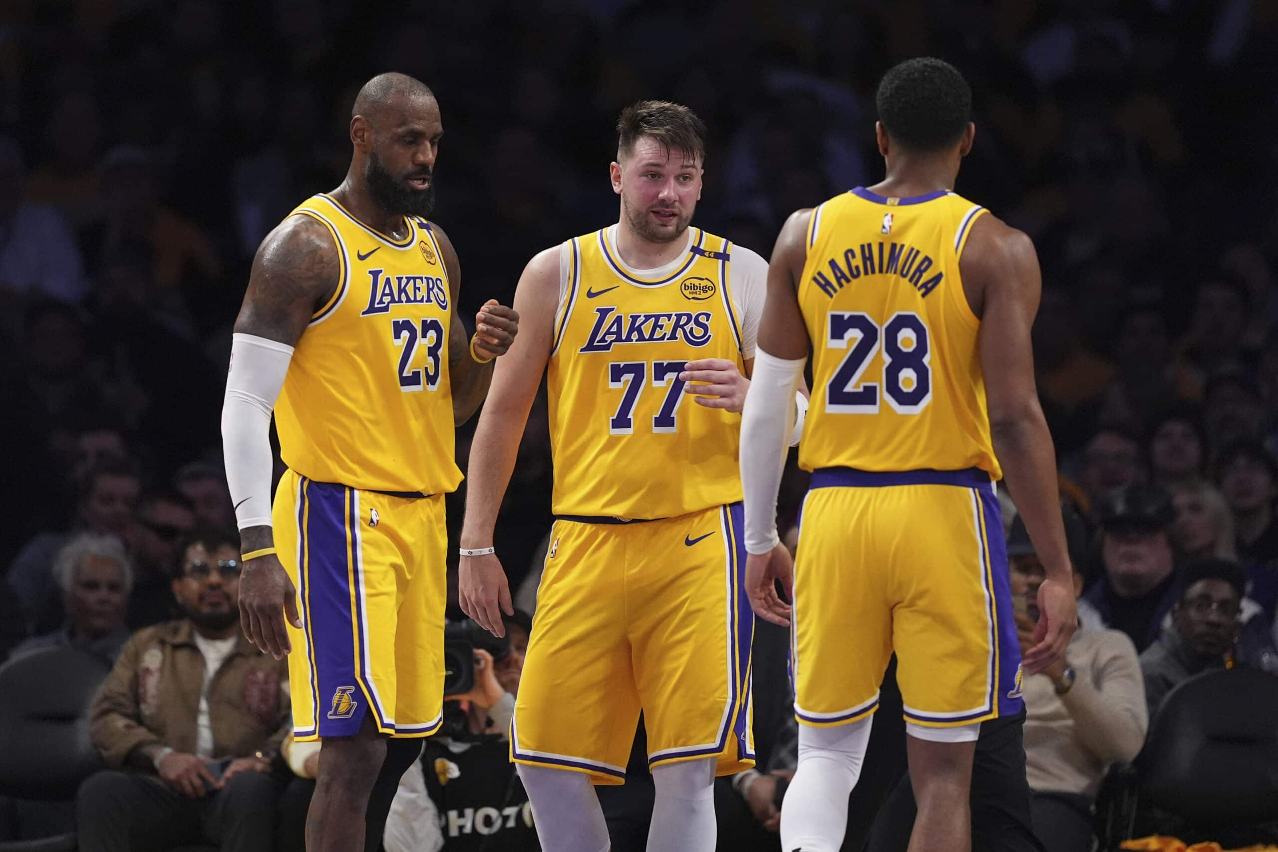 Luka Doncic NBA Utah Jazz VS Los Angeles Lakers LeBron James