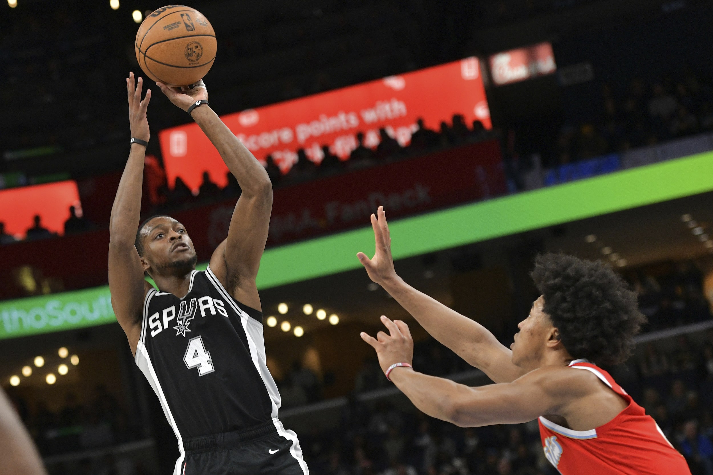 De'aaron Fox Kings venció a Grizzlies NBA