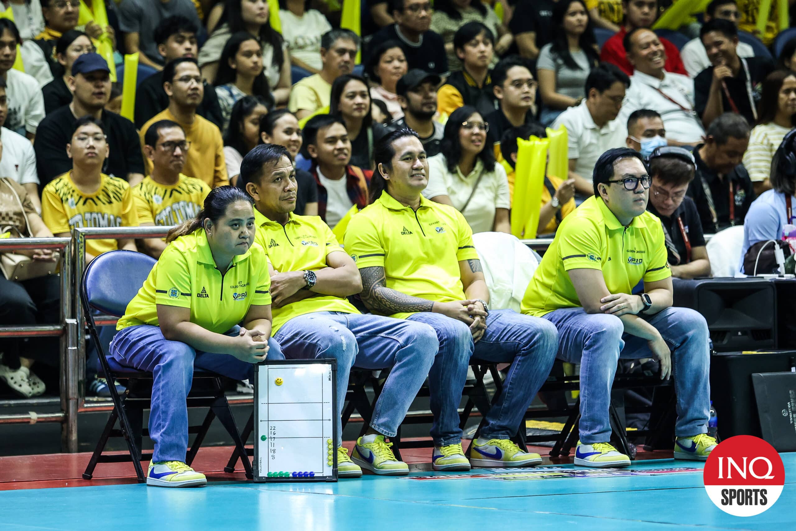 Lerma Giron parte del cuerpo técnico de Tigreses Golden Tigress en el UAAP.