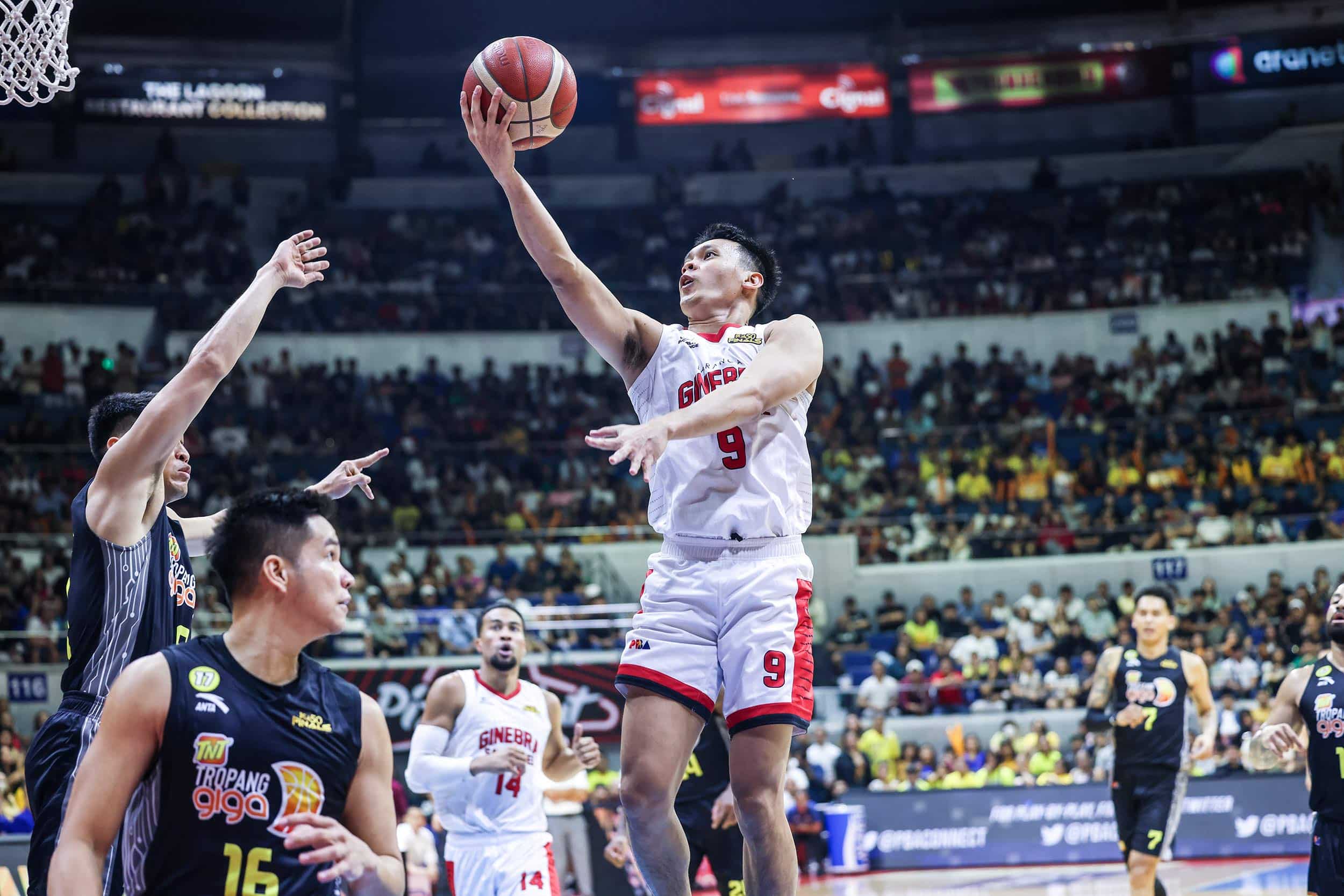 Scottie Thompson Ginebra’s first victory leads to the lane of the PBIA final