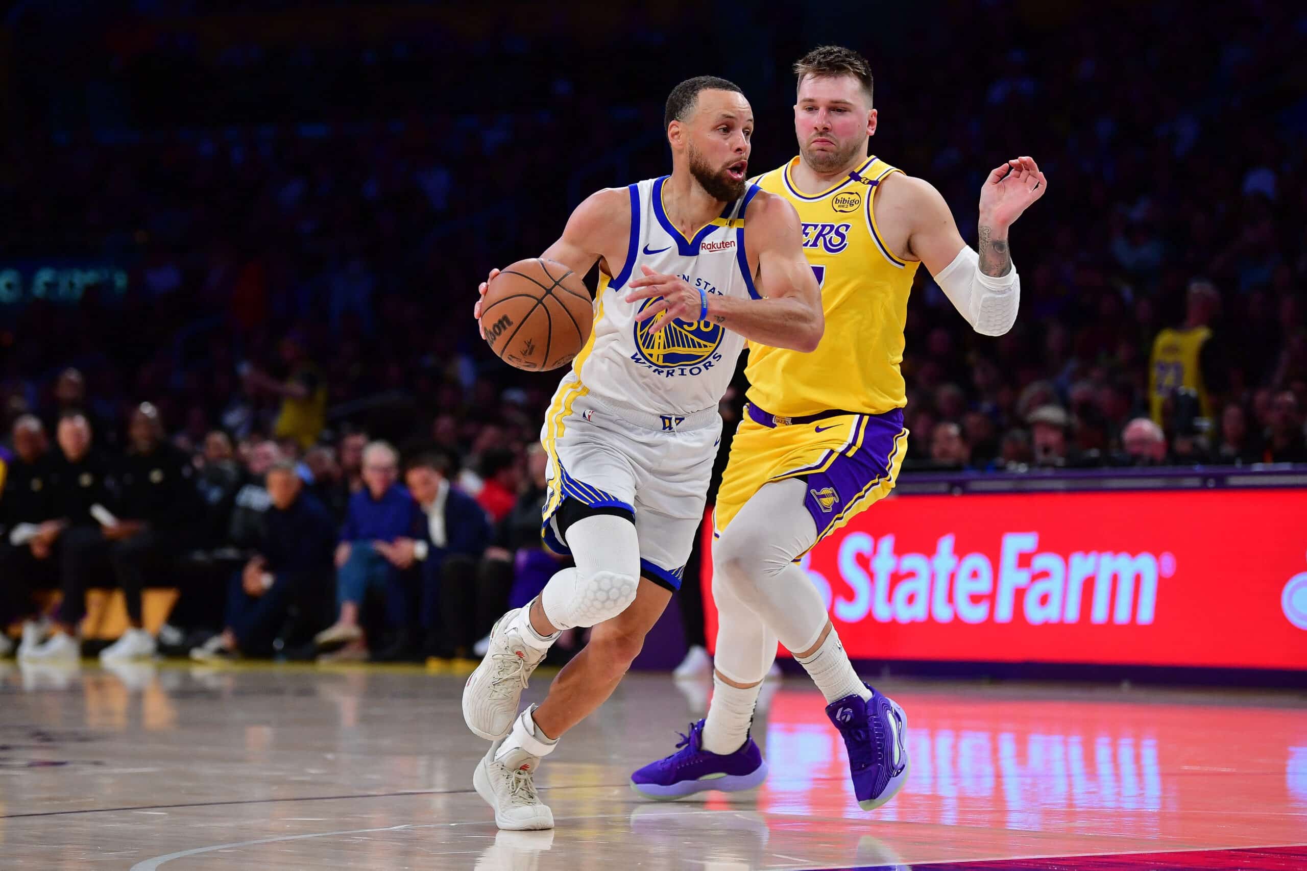 NBA Golden State Warriors at Los Angeles Lakers Stephen Curry  Luka Doncic