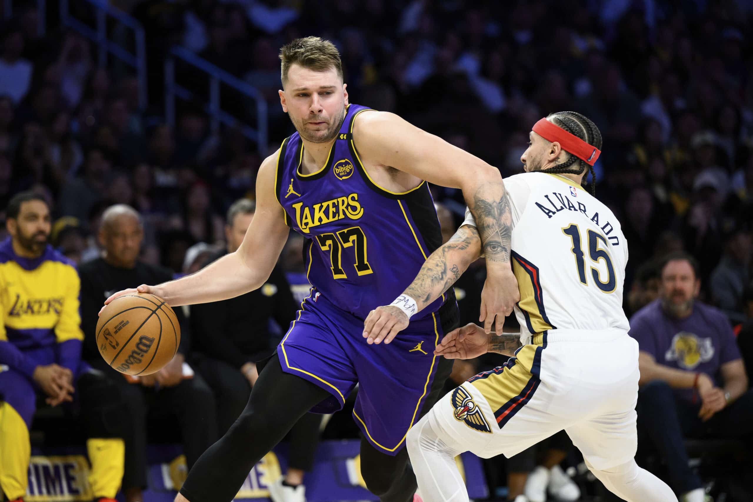 NBA: Luka Doncic puts up 35 as Lakers pound Pelicans