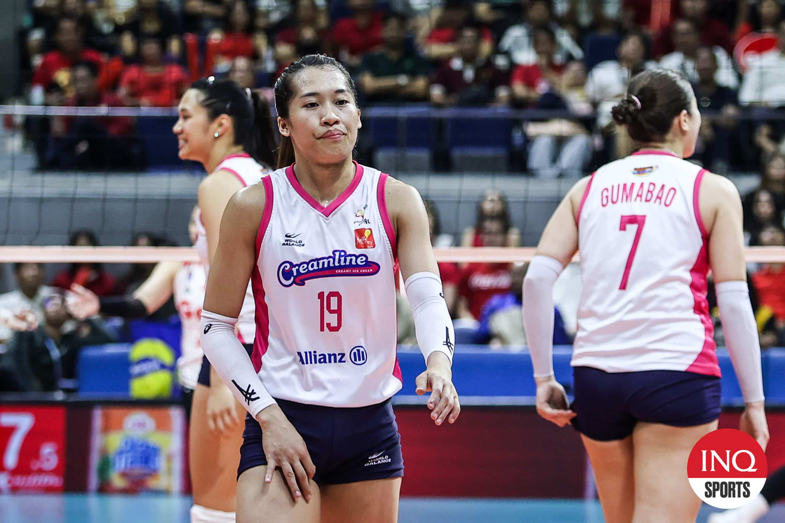 Bernadeth Pons takes charge for Creamline in Game 2 of the PVL All-Filipino Conference Finals vs Petro Gazz Angels.