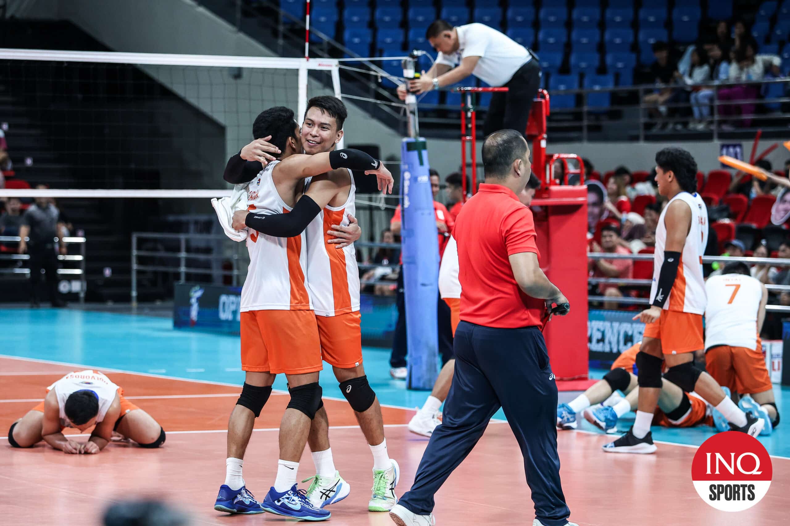 Criss Cross King Crunchers celebrate during Game 2 of the Spikers' Turf Open Conference Finals.