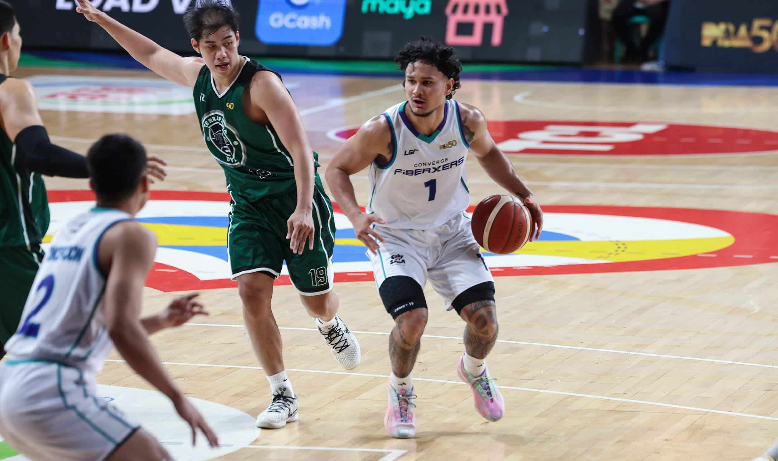 Juan Gomez de Liaño feeds impressive start to his PBA career