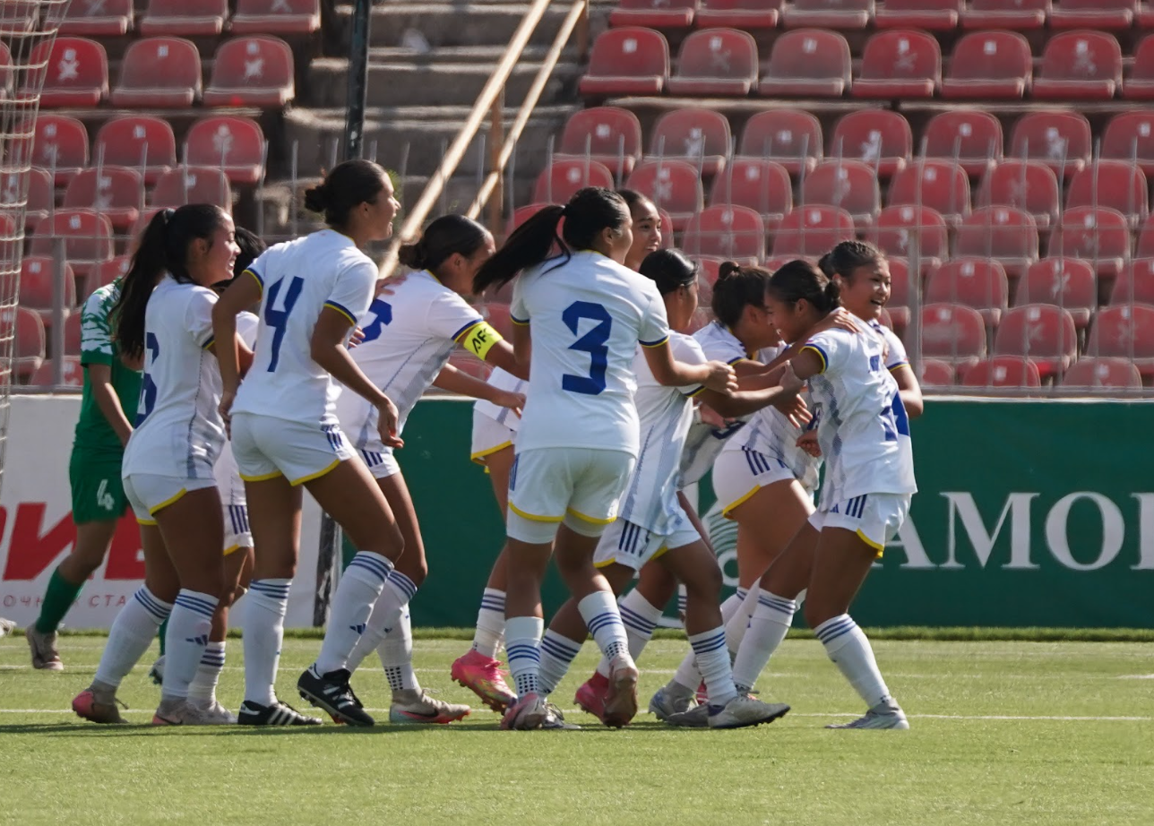 Under new leadership, U17 footballers just getting started