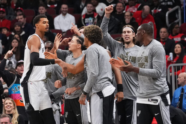 NBA: Wembanyama powers Spurs past Bulls for third straight win