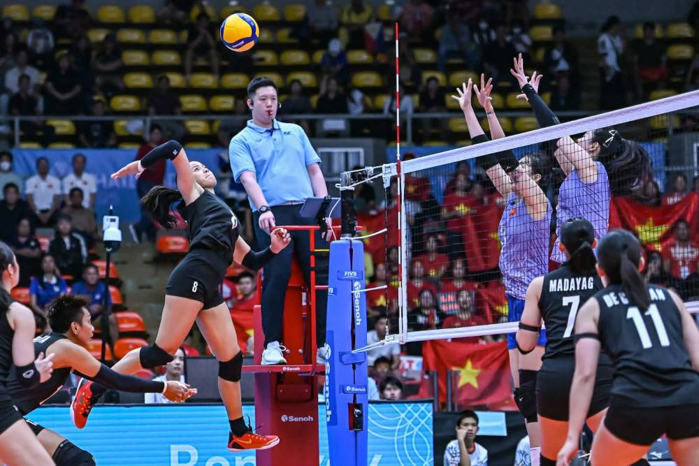 Alas women bomb out in semis, seek consolation