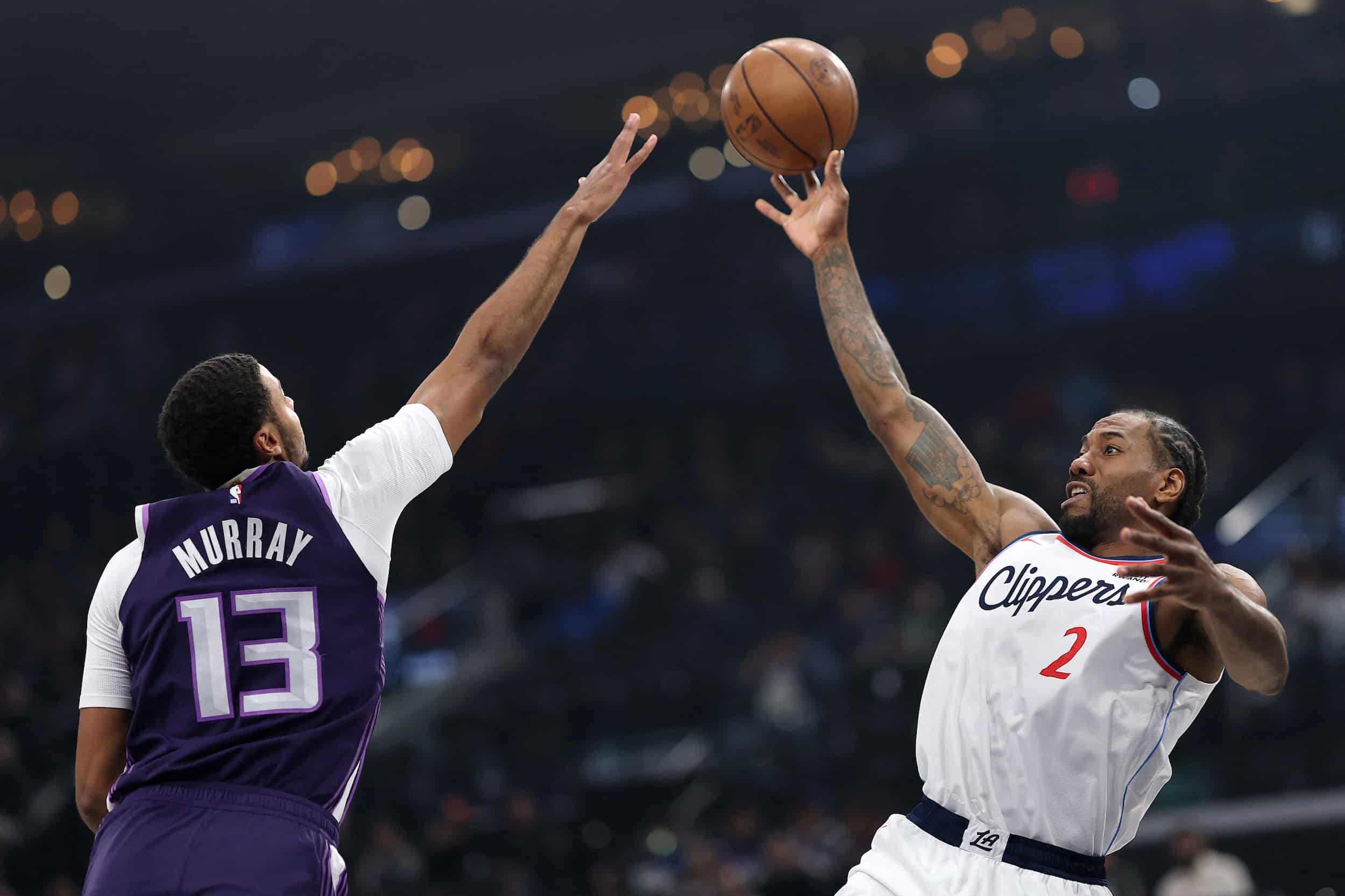 NBA: Kawhi Leonard, Clippers extend winning streak to 5