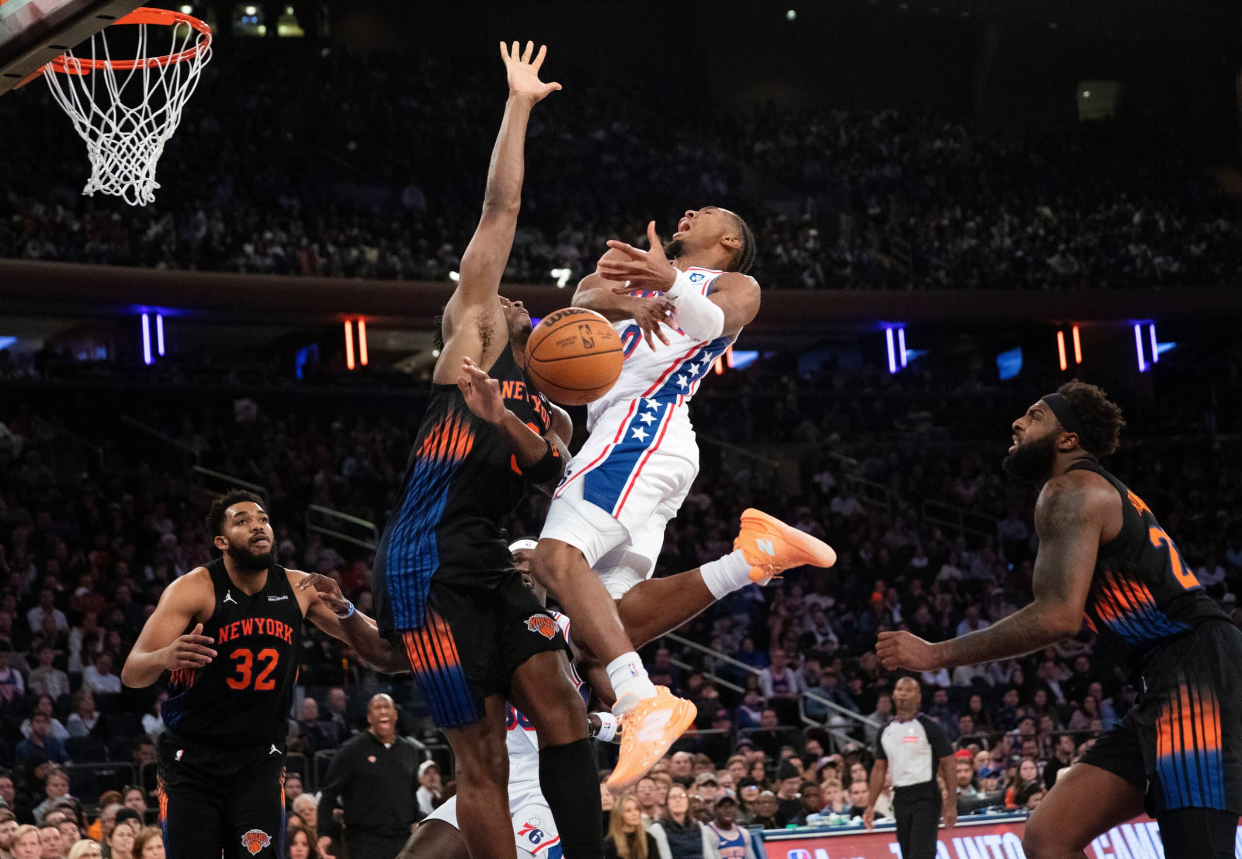 NBA: 76ers hand the Knicks their second home loss of season