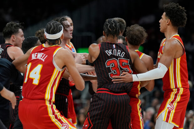 NBA:  Bulls rally from late 10-point deficit to survive Hawks