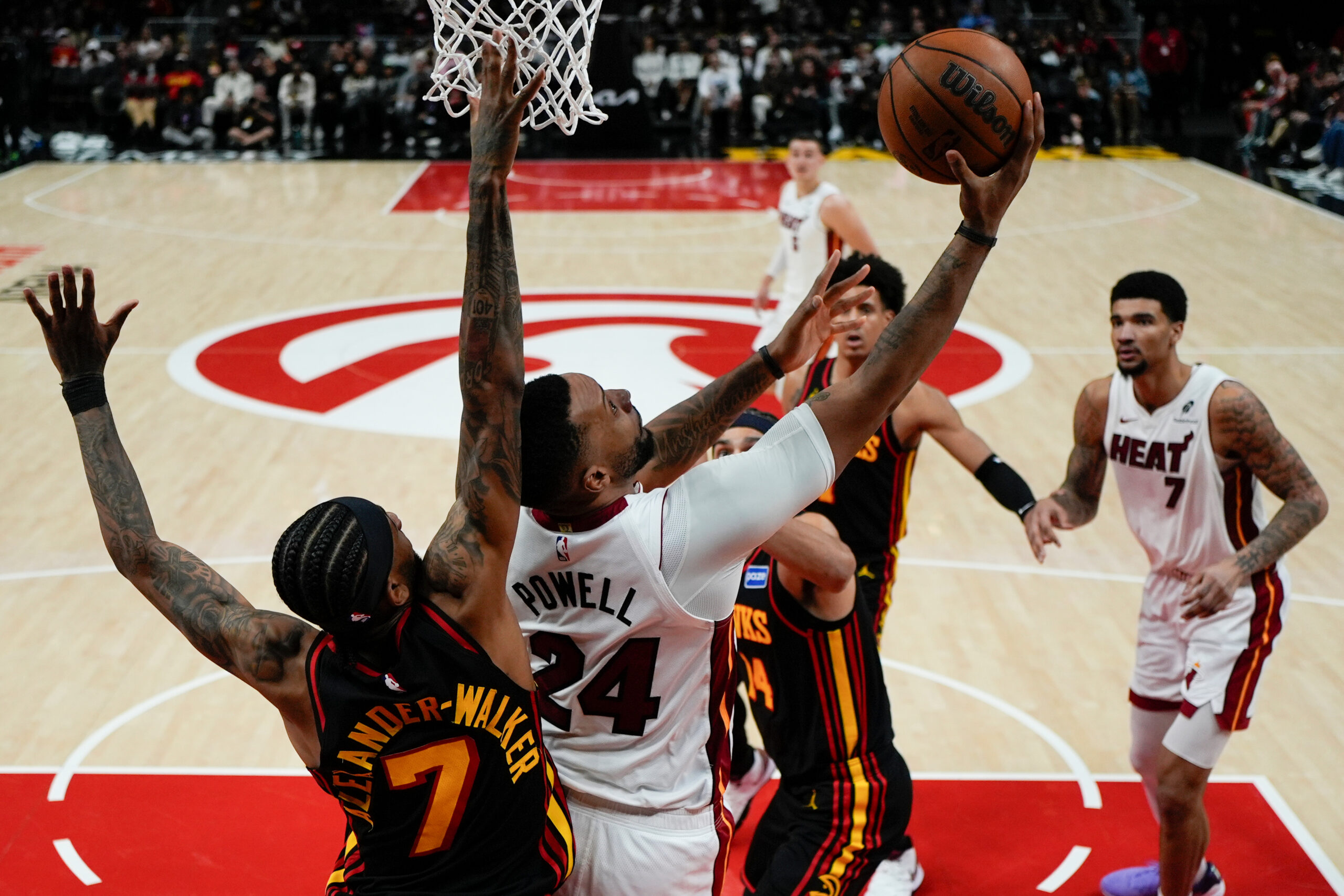 NBA: Norman Powell leads Heat past struggling Hawks