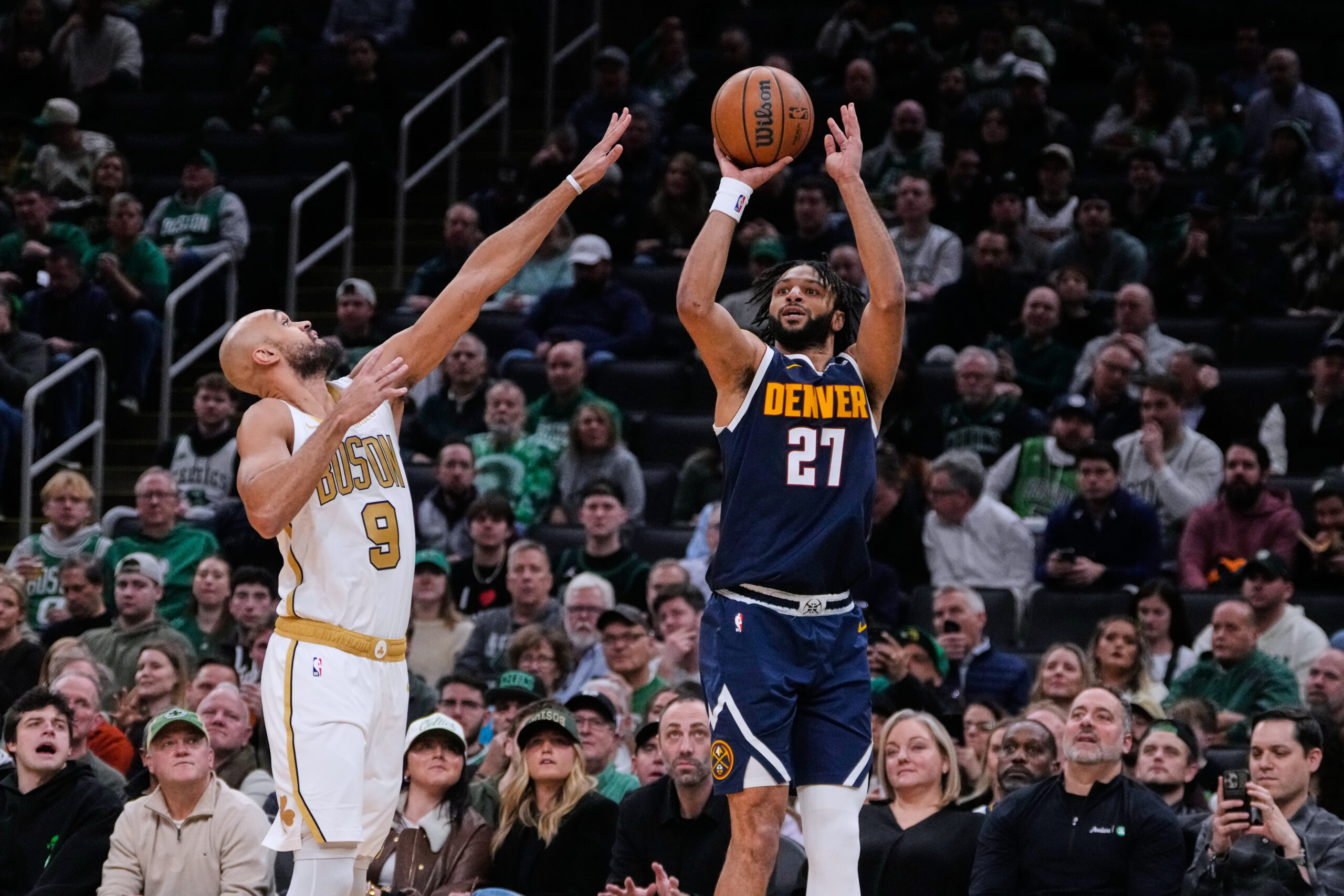 The Four Seasons Orlando Baby Is EASILY The Funniest Meme Of The Year, And  Here's Why You Need To Know About It, image size:2560x1707