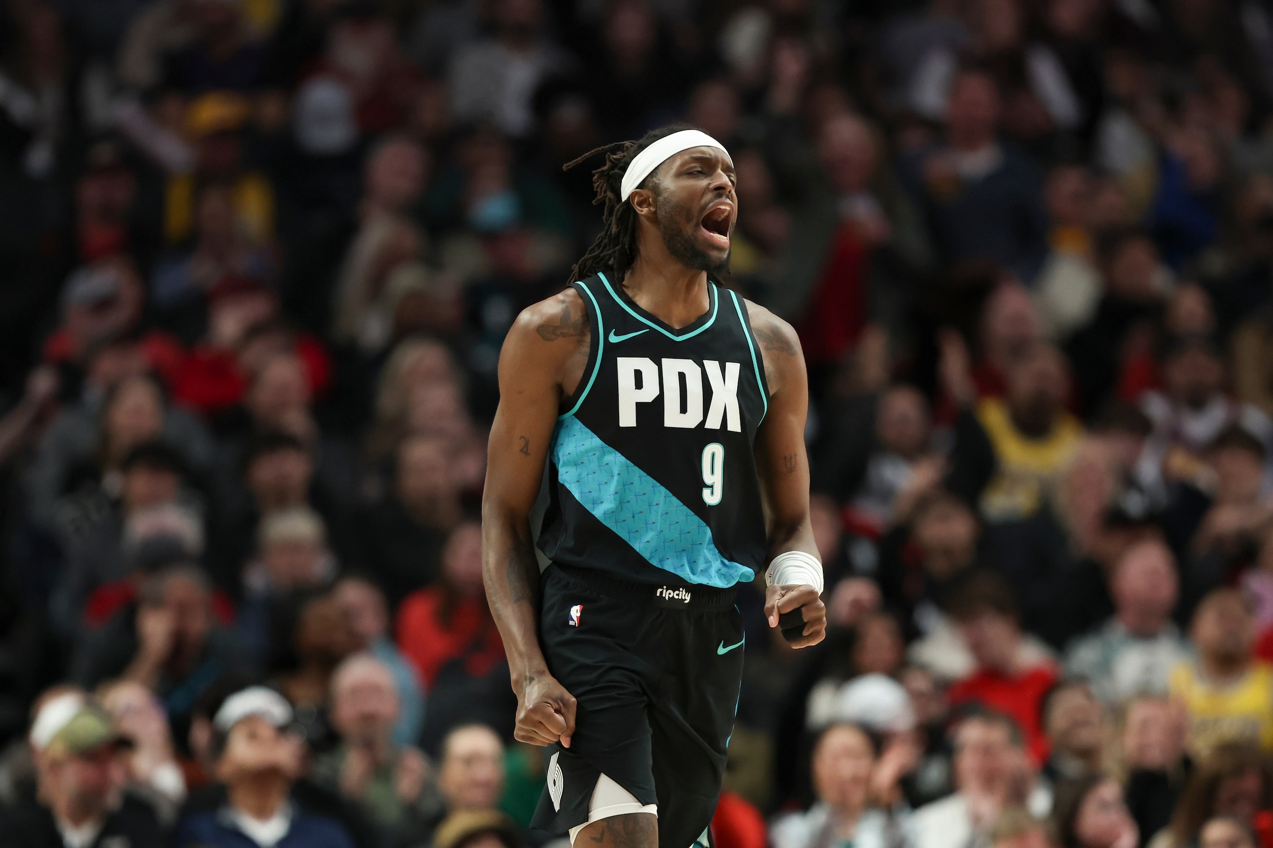 NBA: Trail Blazers rout Luka Doncic-less Lakers