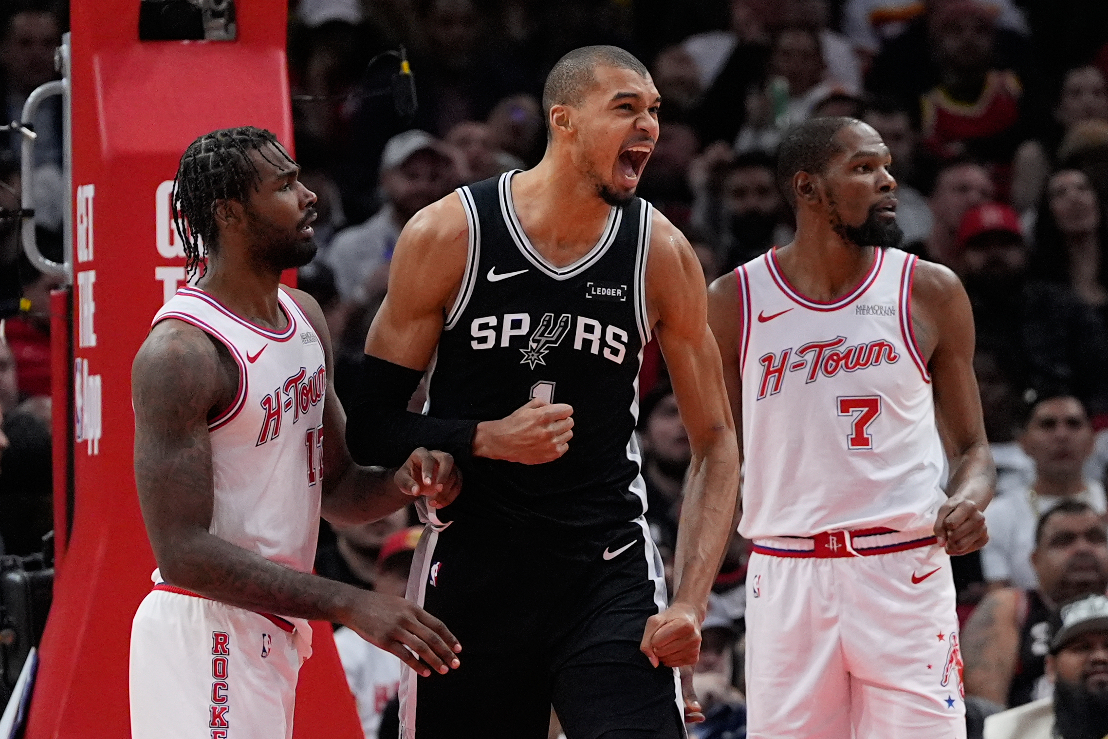 NBA: Wembanyama scores 28 points to lead Spurs past Rockets