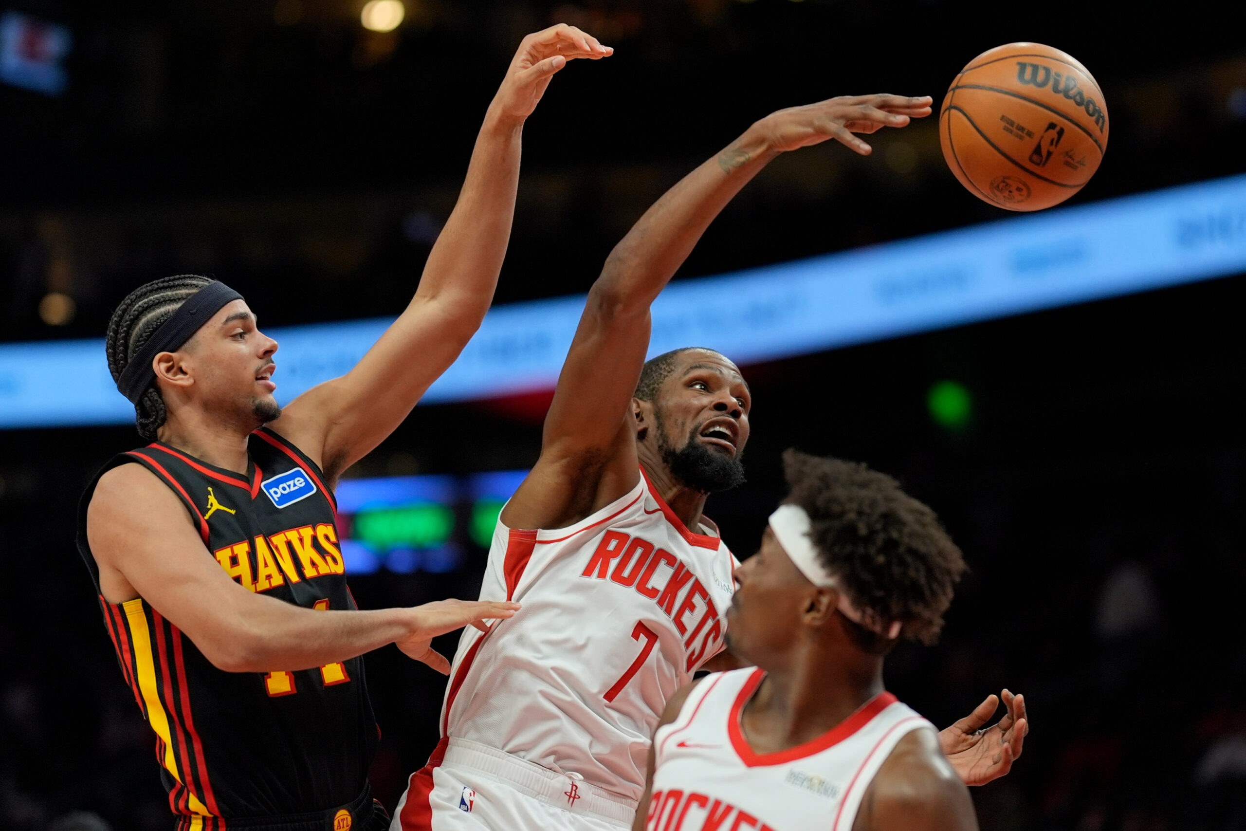 NBA: Kevin Durant, Rockets roll past short-handed Hawks