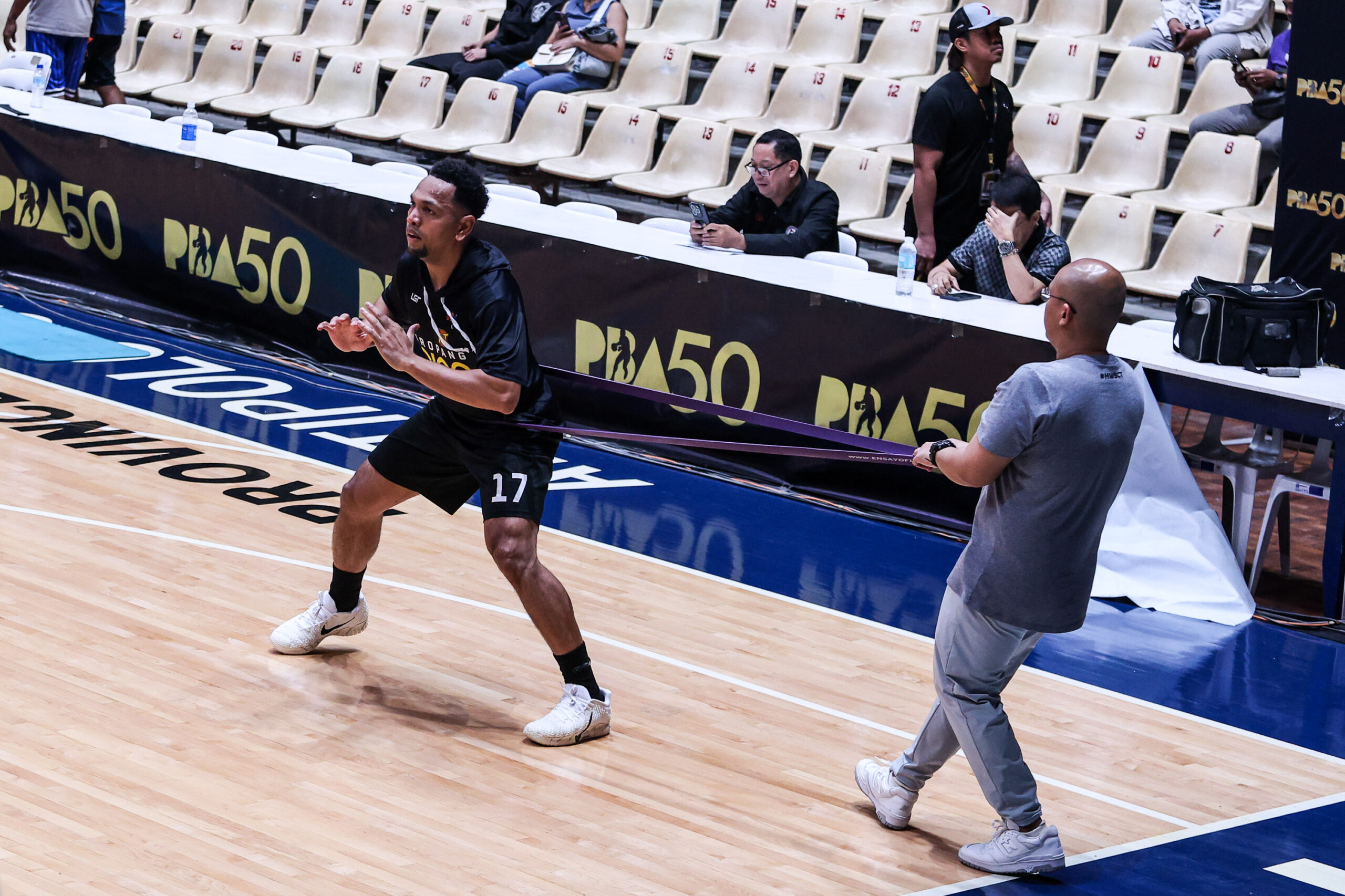 Jayson Castro expected to be back for TNT in Commissioner’s Cup