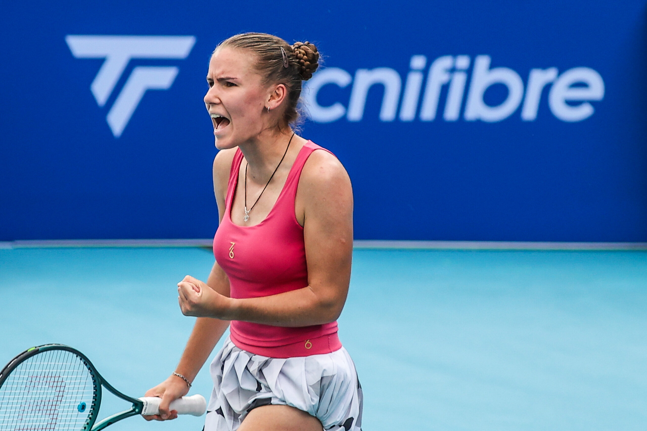 Prozorova knocks out top seed Maria in WTA 125 Philippine Open