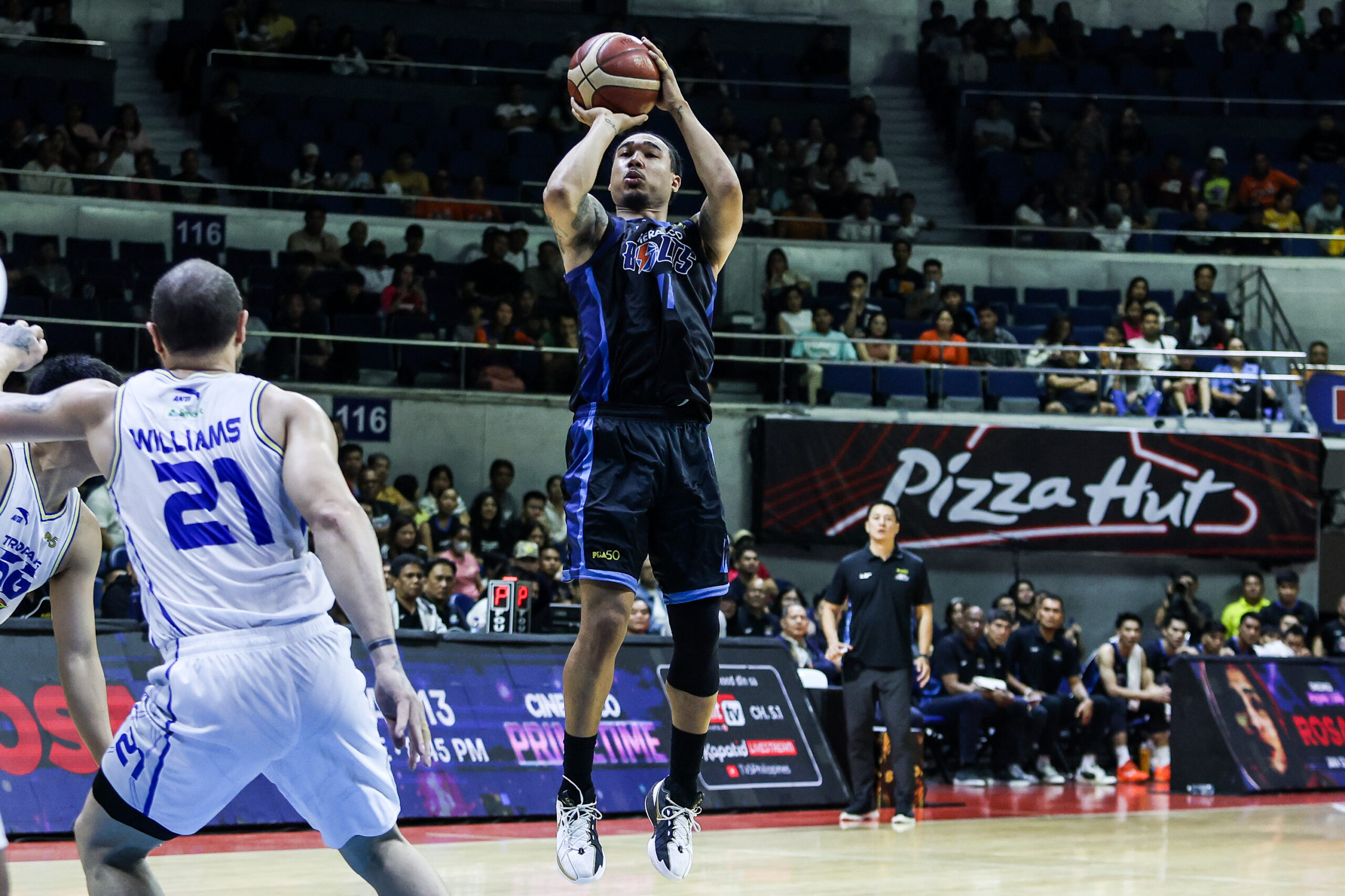 NBA: Chris Newsome shows out in ‘CHBL’ sneakers