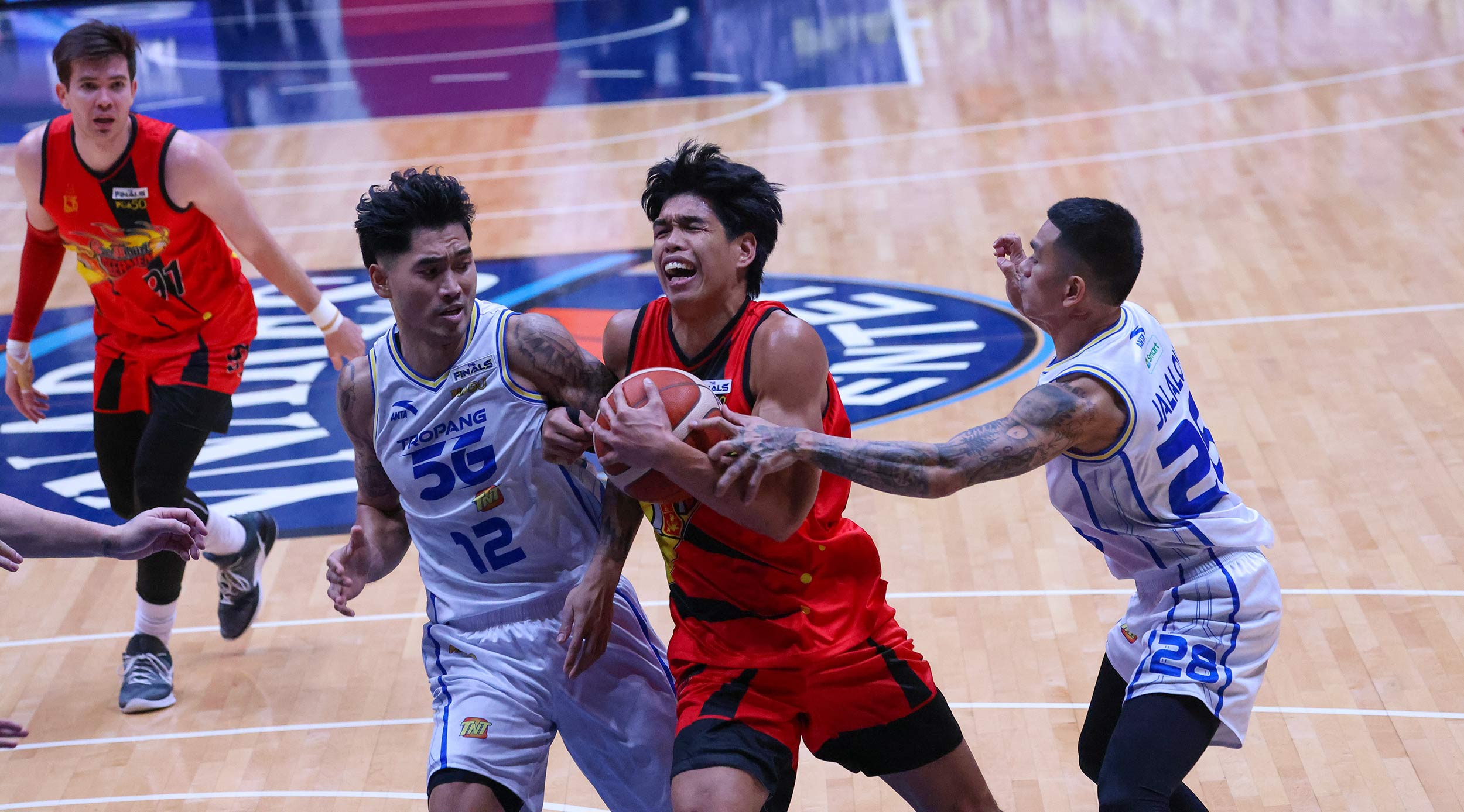 PBA Finals: San Miguel gets back at TNT, ties series at 1-1
