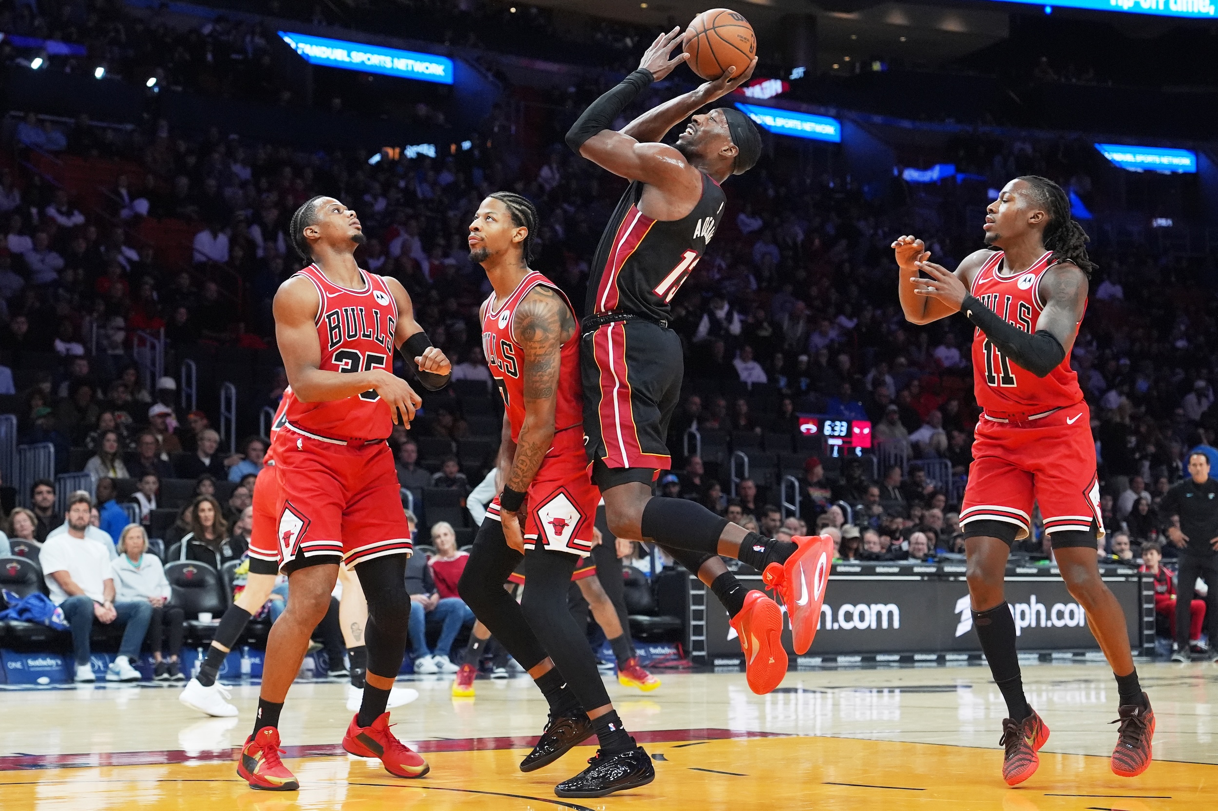 NBA: Heat build 54-point lead, charge past Bulls