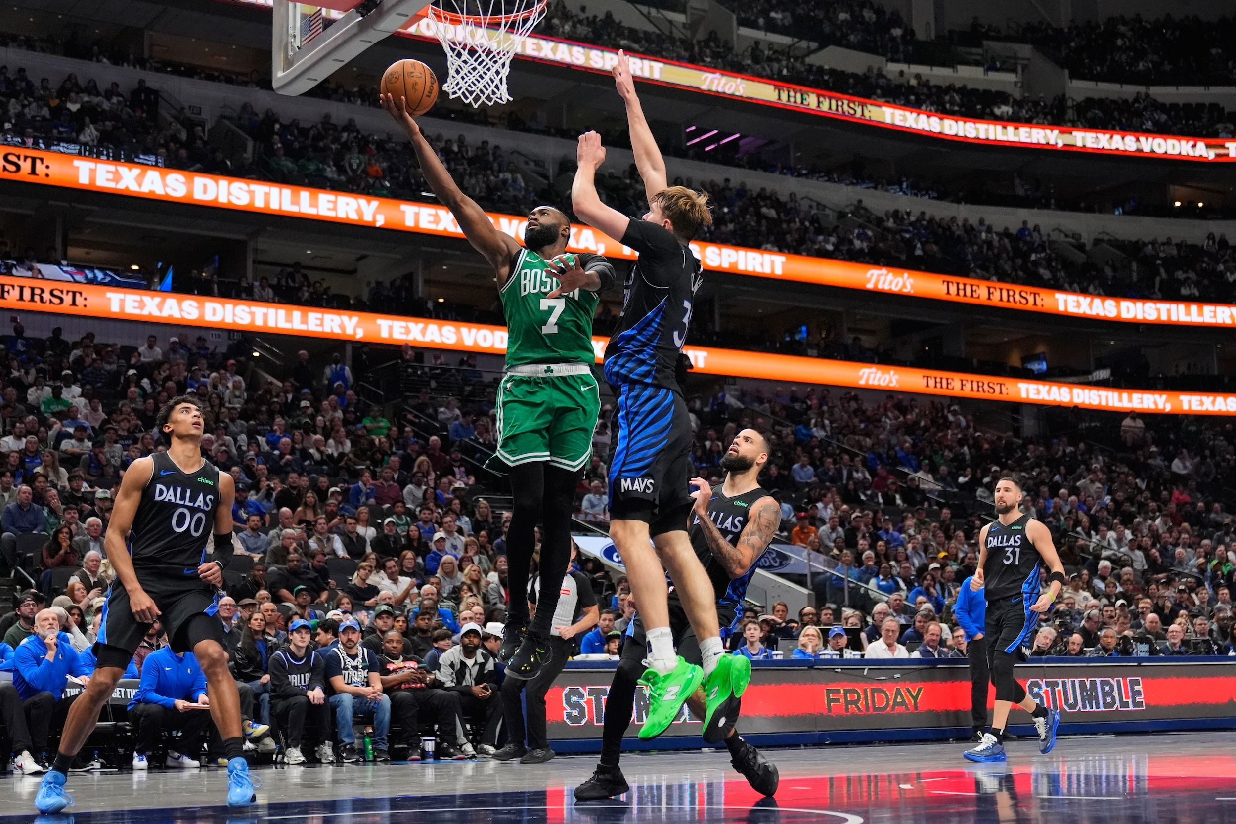 NBA: Celtics defeat Mavericks despite Cooper Flagg’s latest record