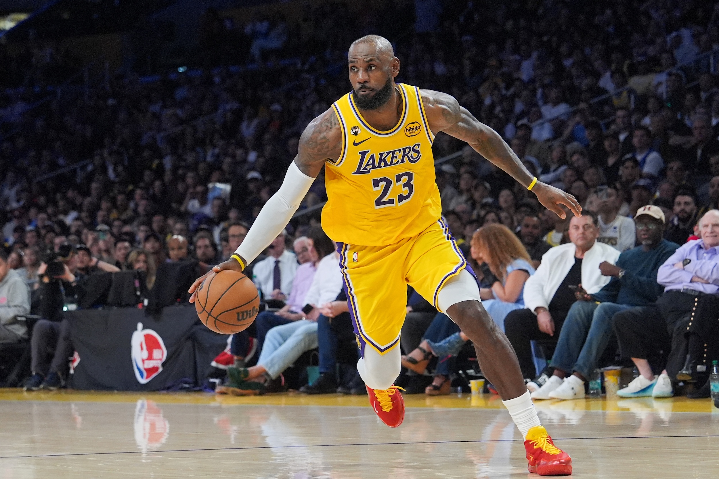 NBA: LeBron James helps Luka Doncic-less Lakers top Warriors