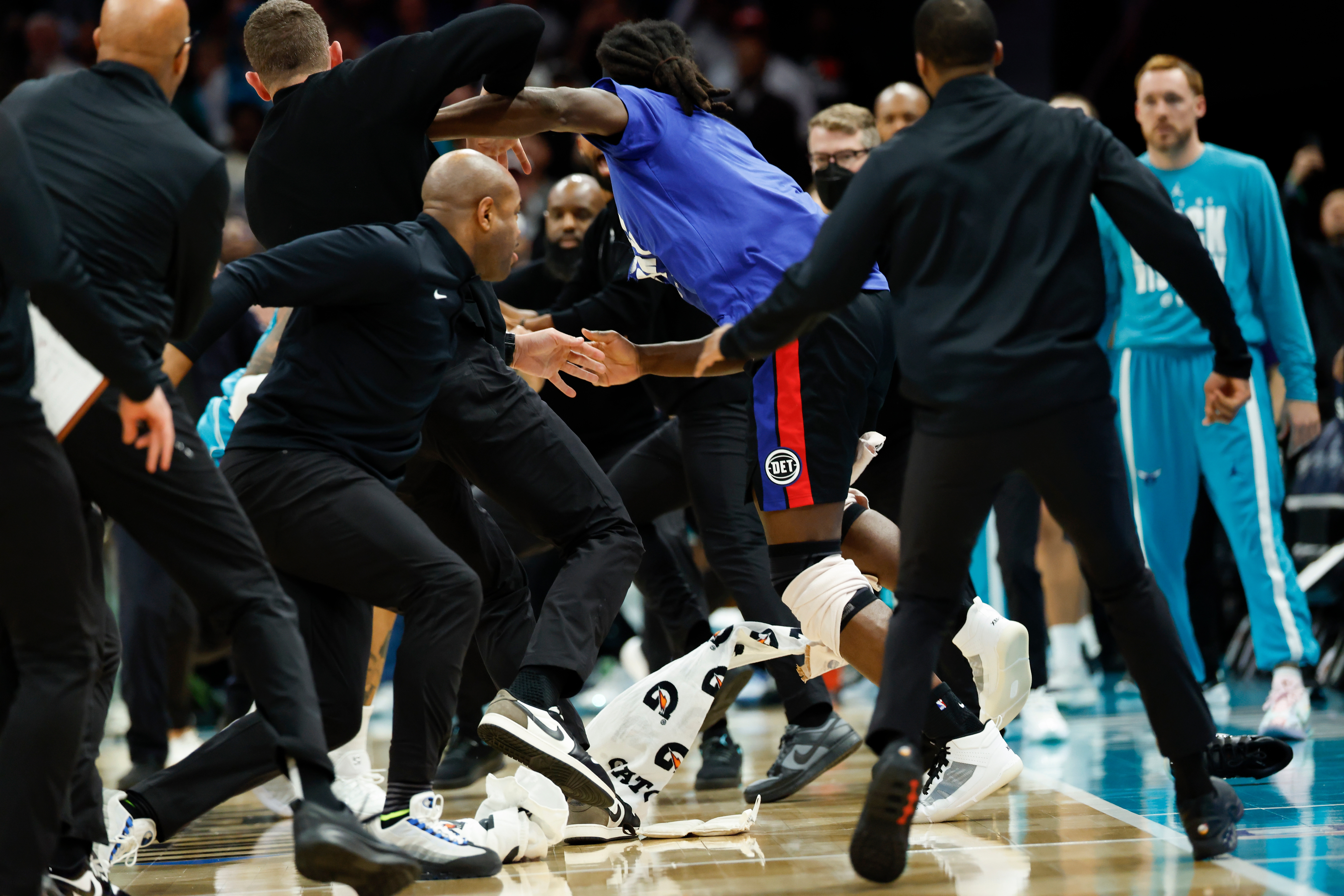 NBA: Pistons’ Isaiah Stewart, 3 others suspended after brawl