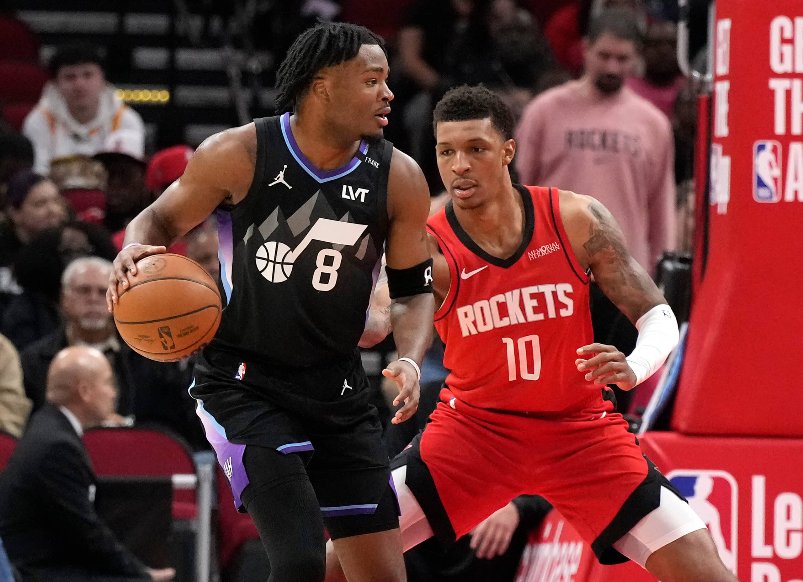 NBA: Jabari Smith, Amen Thompson help Rockets rout Jazz