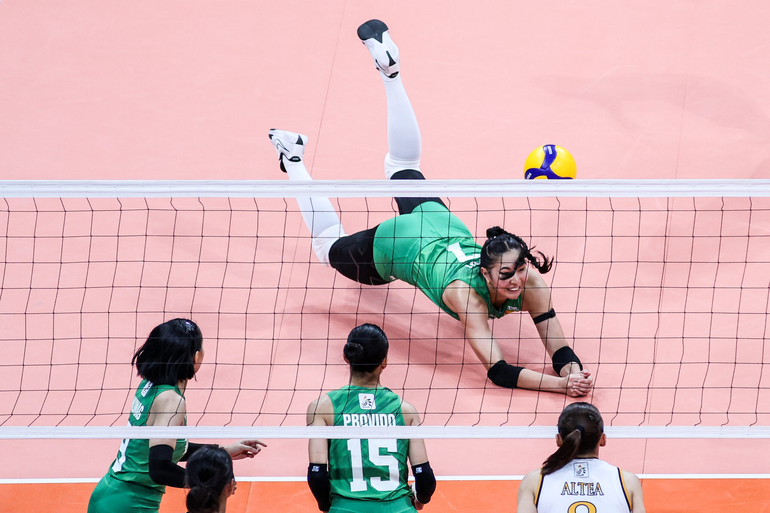 Determined Lady Spikers refuse to give an inch, dominate Tigresses behind leader Laput