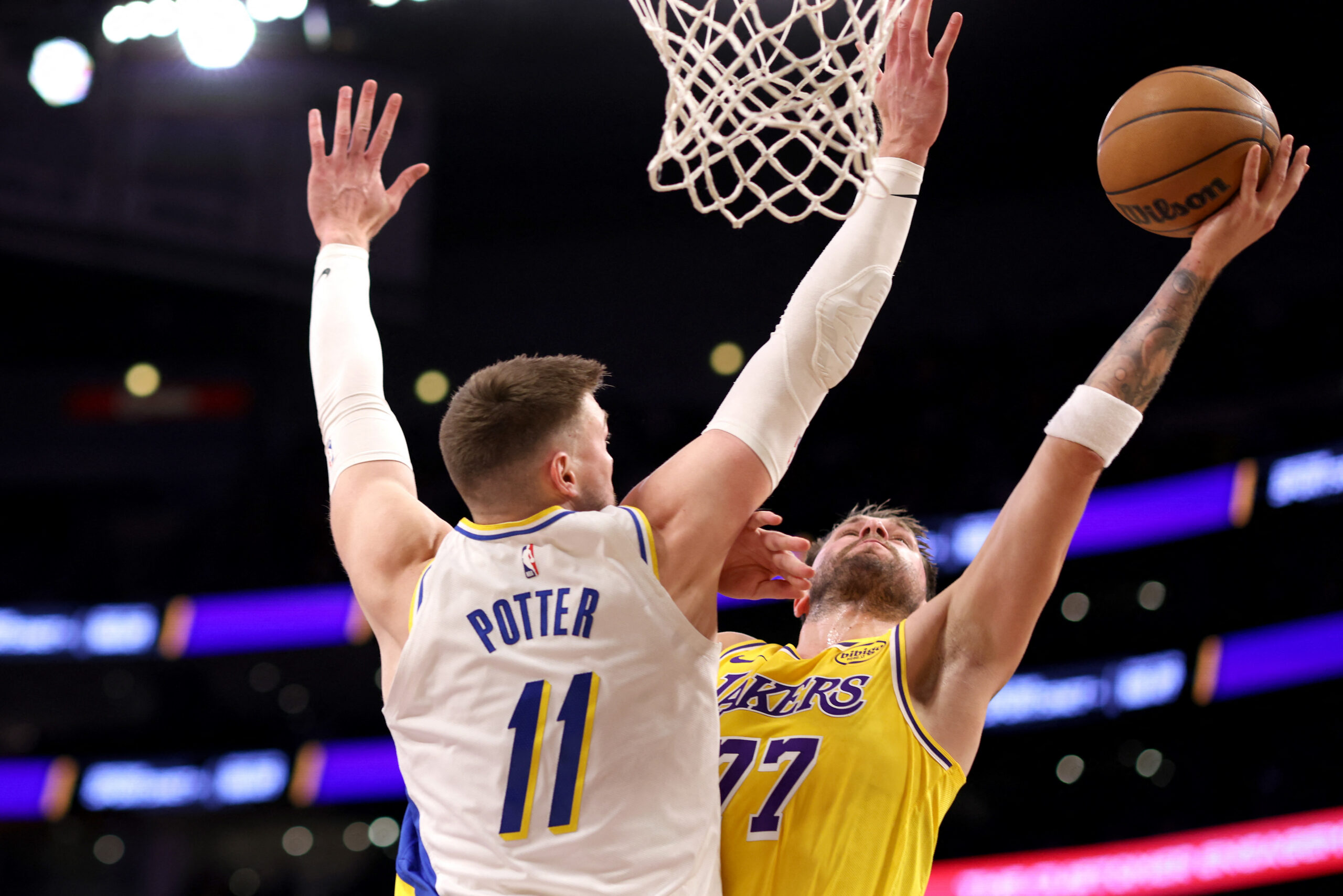 NBA: Luka Doncic scores 44 in 3 quarters, Lakers beat Pacers