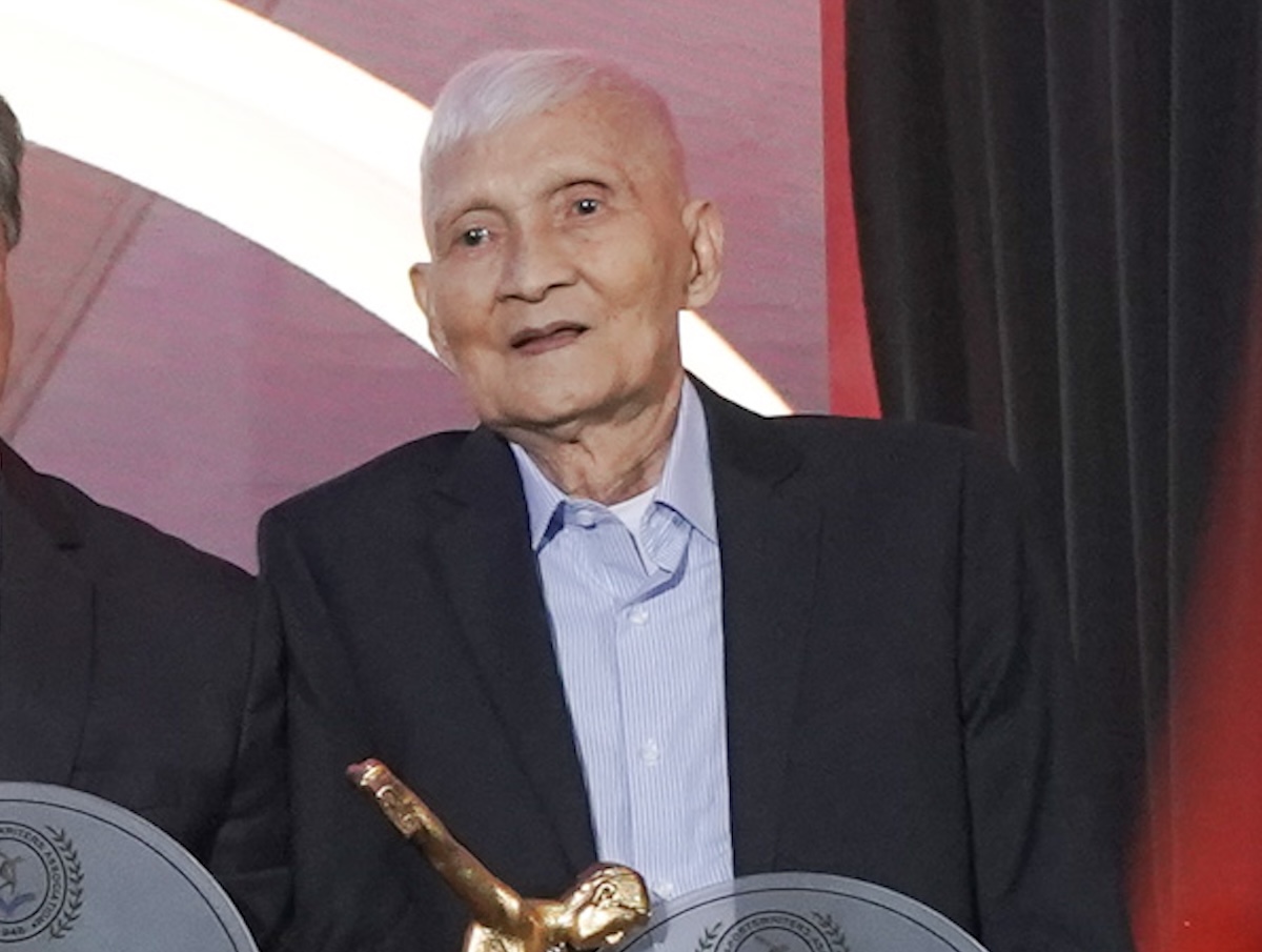 Romy Guevara, longtime basketball referee, dies at 89