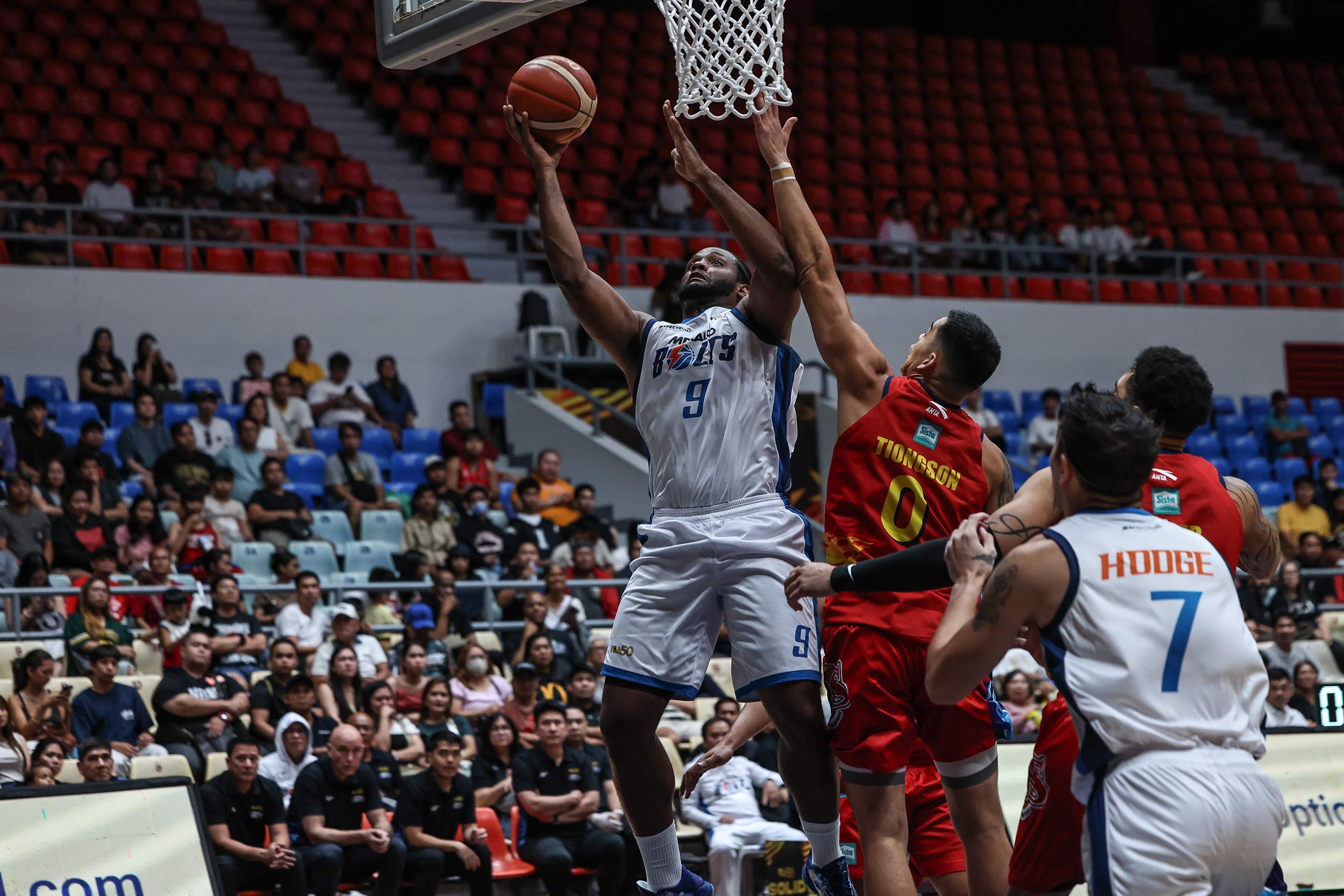 PBA: Antonio Hester focused on helping Meralco, whatever comes next