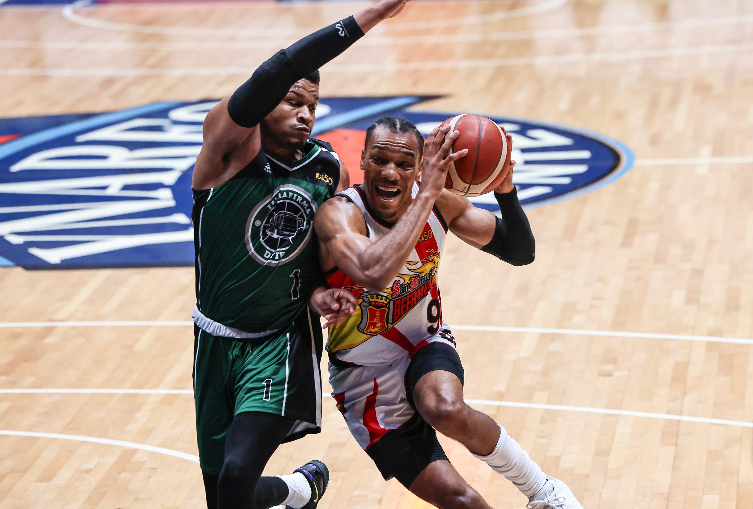 PBA: San Miguel survives Terrafirma rally to stay unbeaten