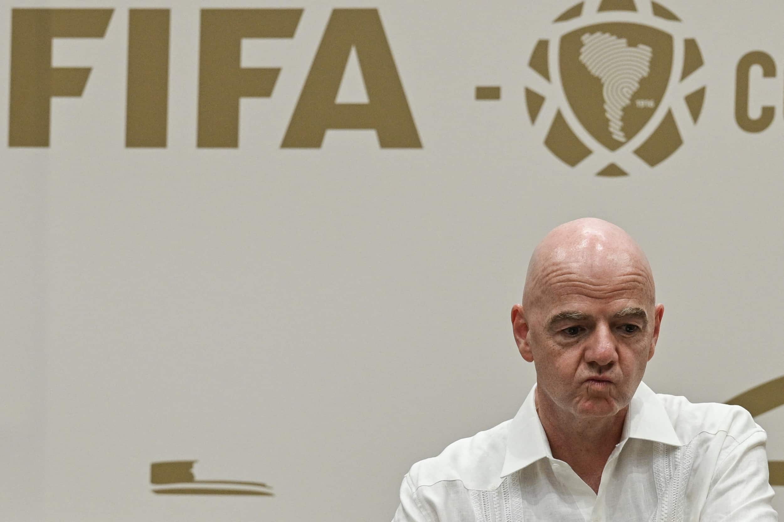 Senior Fifa official withdraws support from embattled Infantino