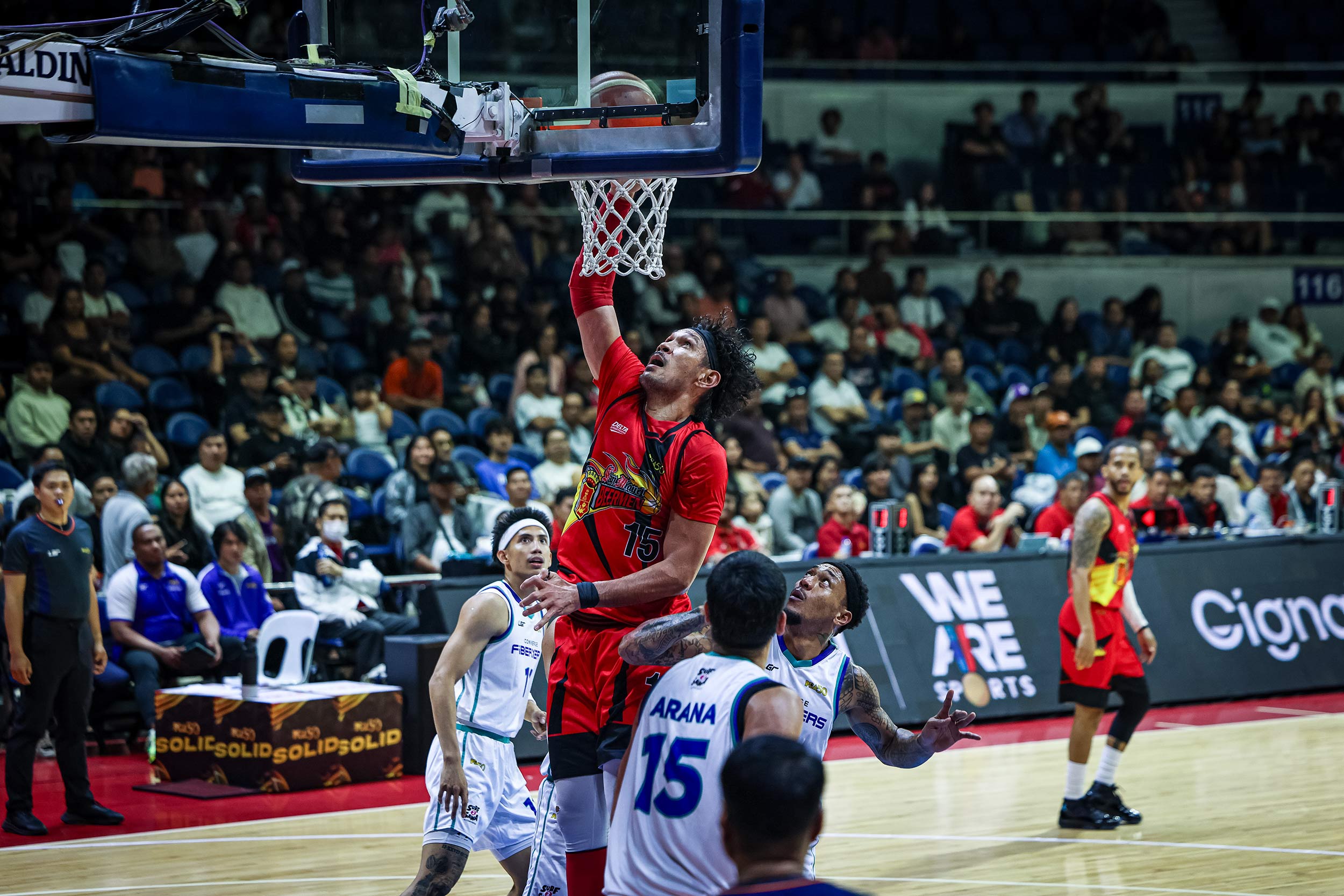 PBA: June Mar Fajardo helps San Miguel win playing passer’s role