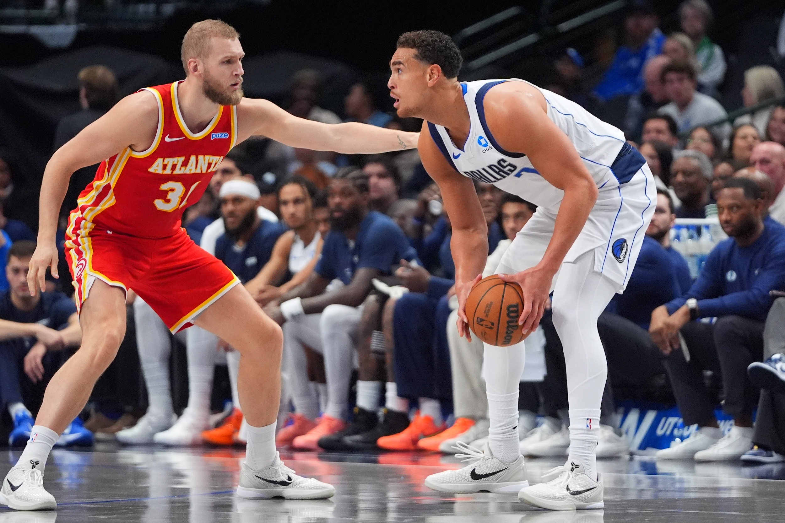 NBA: Mavericks let go of longtime center Dwight Powell