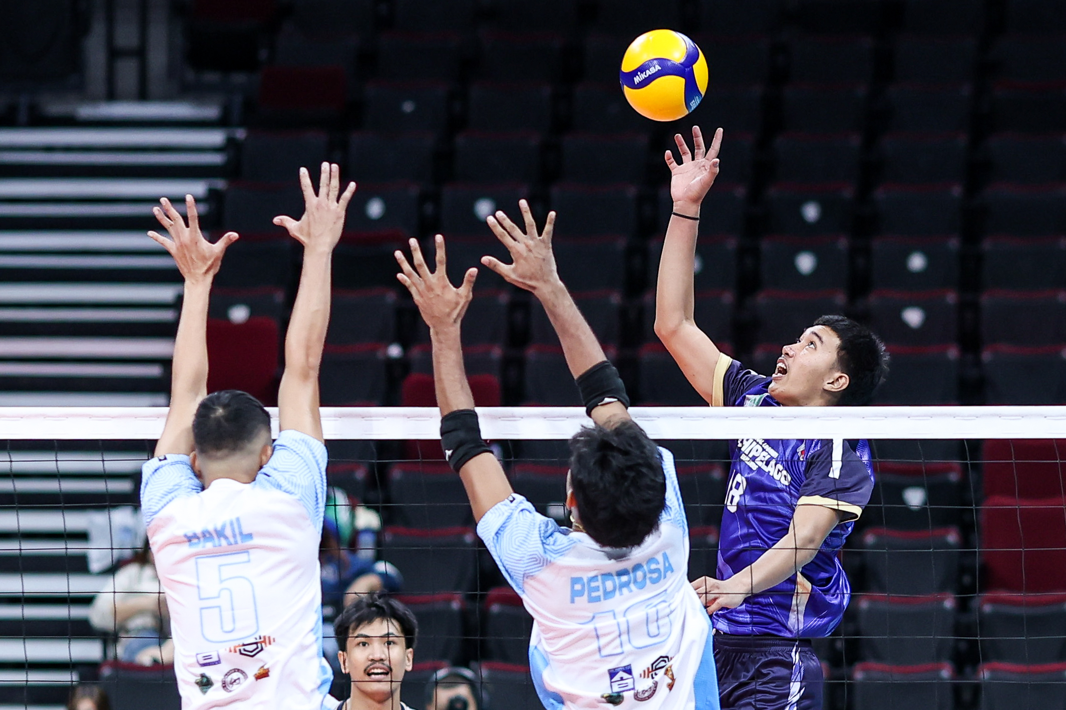Spikers’ Turf: RK Medino grateful to VNS as he builds his future at NU