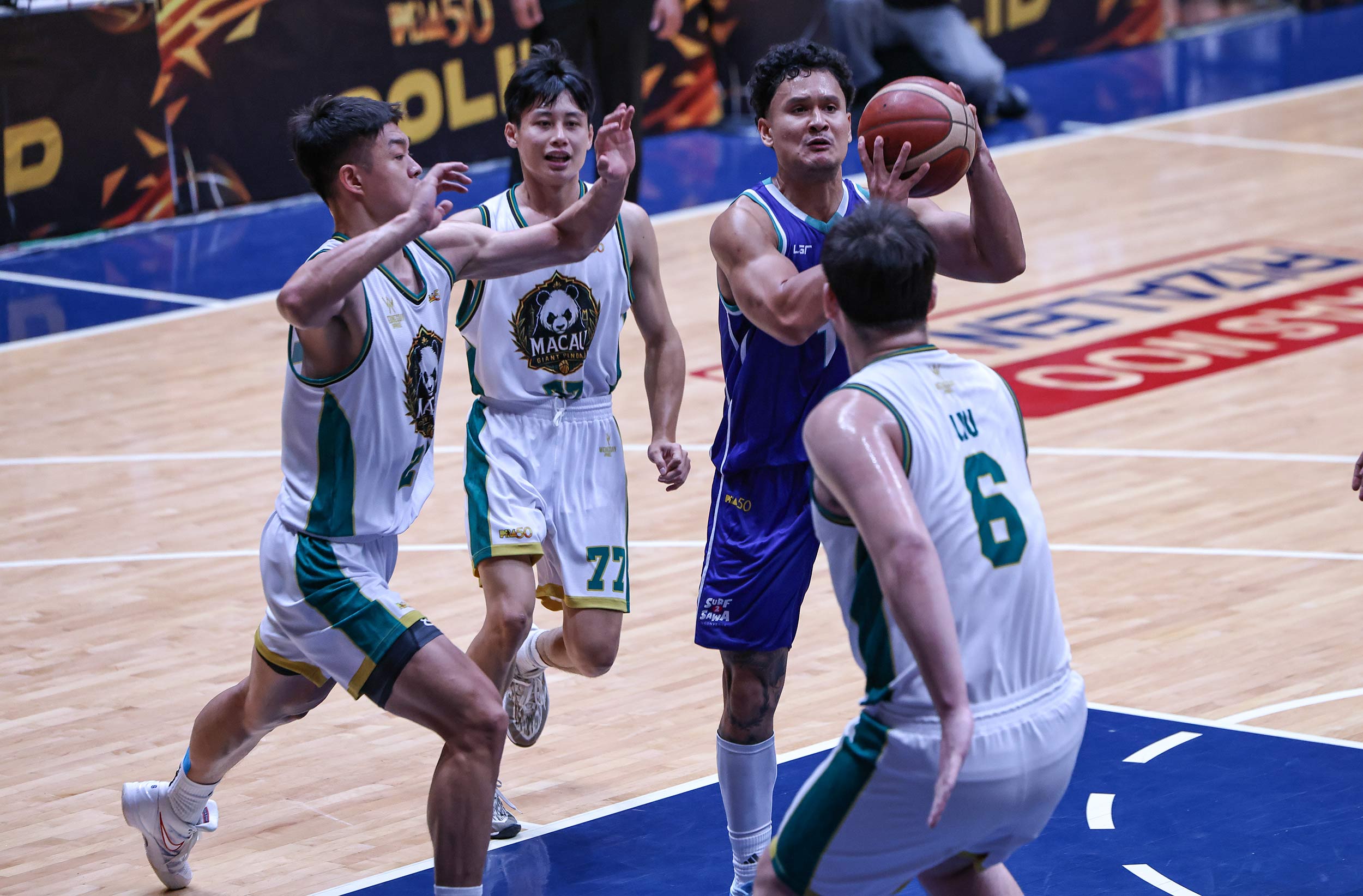 PBA: Converge sends Macau off with 54-point beating